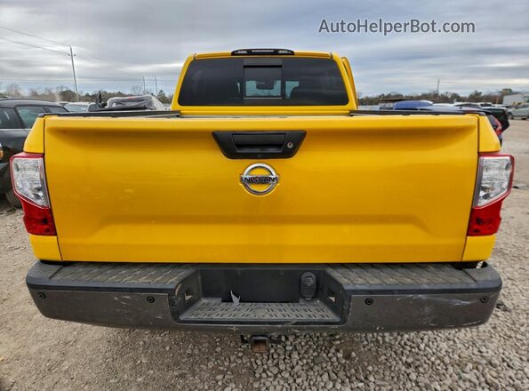 1N6BA1F47GN509342 2016 NISSAN TITAN Желтый Вид сзади