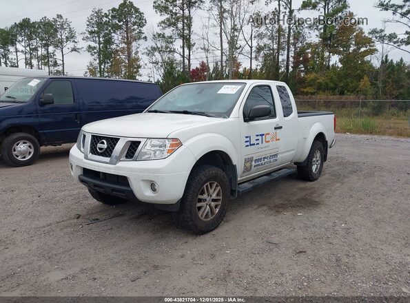 1N6ED0CF8MN707699 2021 NISSAN FRONTIER White წინა მარცხენა ხედი სამი მეოთხედიდან