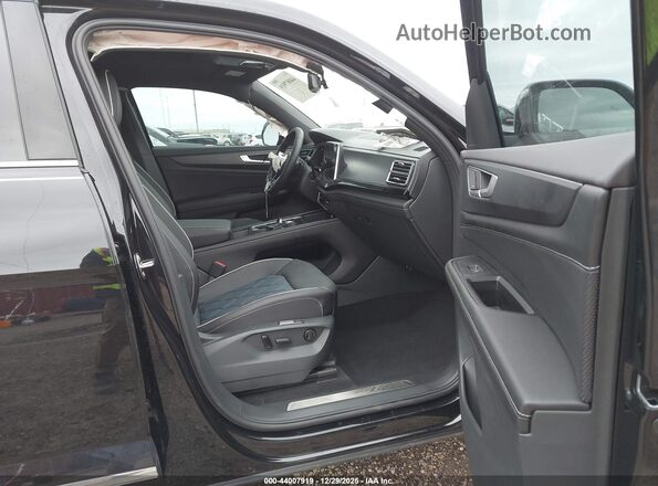 1V2FC2CA6TC209679 2026 VOLKSWAGEN ATLAS Черный Вид салона спереди