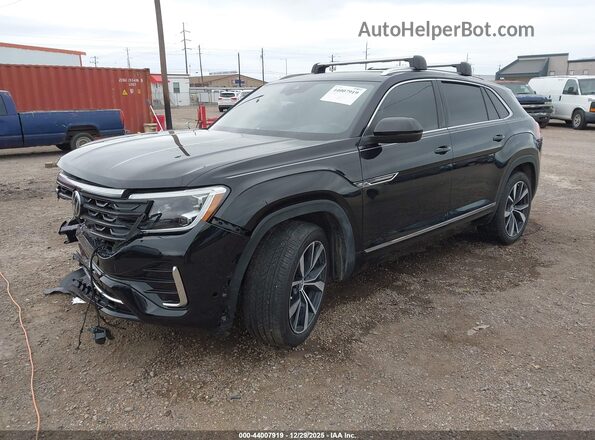 1V2FC2CA6TC209679 2026 VOLKSWAGEN ATLAS Черный Передняя левая четверть