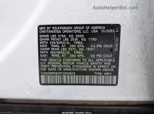 1V2VMPE80PC050809 2023 VOLKSWAGEN ID.4 White Vista del compartimento del motor
