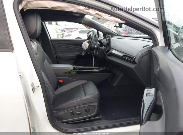 1V2VMPE80PC050809 2023 VOLKSWAGEN ID.4 White Vista interior delantera