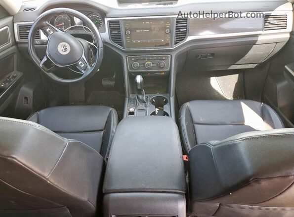 1V2WP2CA5LC500632 2020 VOLKSWAGEN ATLAS Белый Вид панели приборов