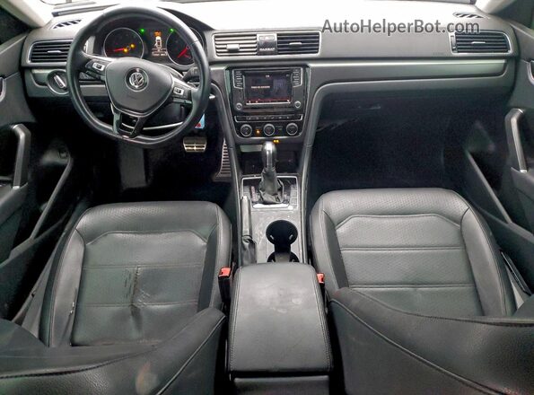 1VWAA7A34JC039982 2018 VOLKSWAGEN PASSAT Черный Вид панели приборов