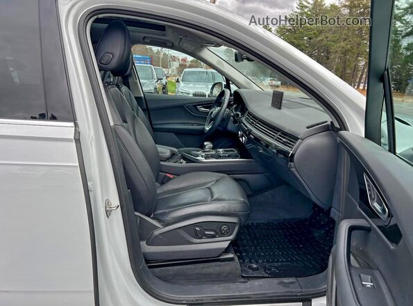 WA1VAAF71KD001323 2019 AUDI Q7 Белый Вид сзади