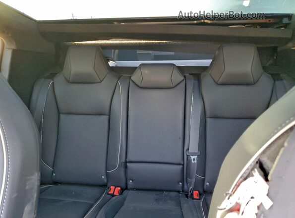 7G2CEHED9SA058678 2025 TESLA CYBERTRUCK Серебряный Вид задней части салона