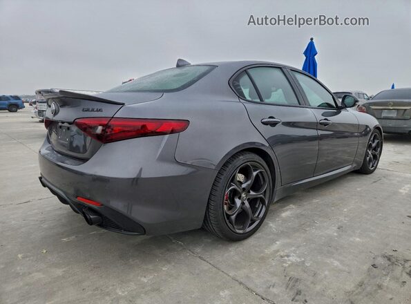 ZARFAECN2J7597159 2018 ALFA ROMEO GIULIA Gray Przód prawy