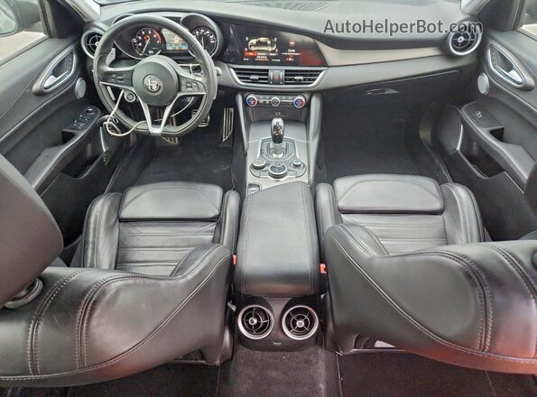 ZARFAECN2J7597159 2018 ALFA ROMEO GIULIA Gray Widok zestawu wskaźników