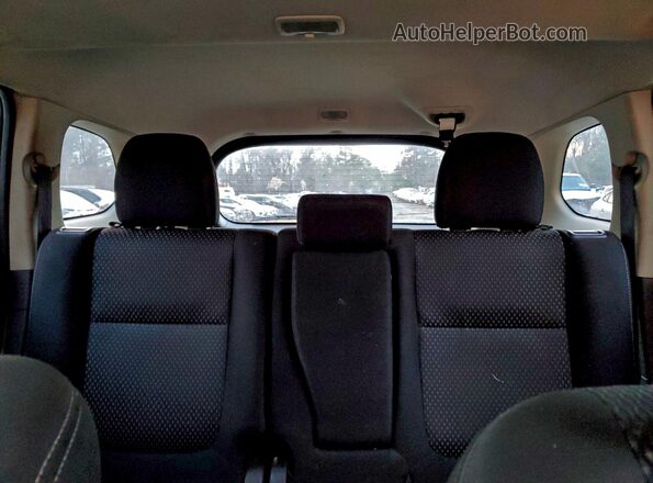 JA4AZ3A37HZ002978 2017 MITSUBISHI OUTLANDER Красный Вид задней части салона