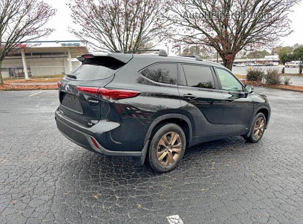 5TDABRCH4PS564102 2023 TOYOTA HIGHLANDER HYBRID Black Widok z przodu