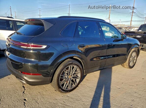 WP1AA2AY2RDA03634 2024 PORSCHE CAYENNE Черный Передняя правая четверть