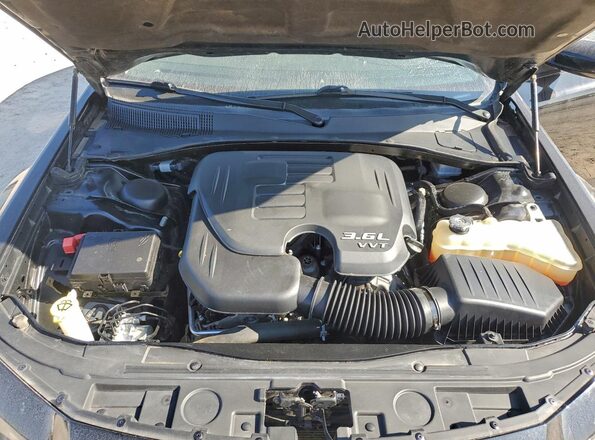 2C3CCAAG1PH552297 2023 CHRYSLER 300 Black Widok wnętrza z tyłu