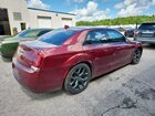 2021 Chrysler 300 Touring Burgundy vin: 2C3CCAAG6MH505178