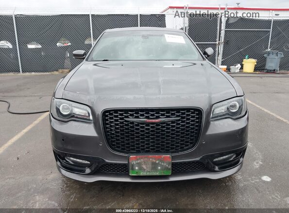 2C3CCABG6PH620396 2023 CHRYSLER 300 Gray Սարքավորումների վահանակի տեսք