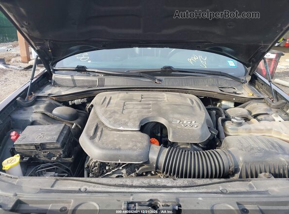 2C3CCAGGXHH597571 2017 CHRYSLER 300 Черный Вид сзади