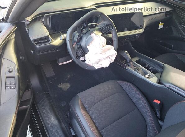 2C3CDBCK5SR537339 2025 DODGE CHARGER Черный Вид панели приборов