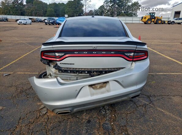 2C3CDXBG0KH615381 2019 DODGE CHARGER Серебряный Вид сзади