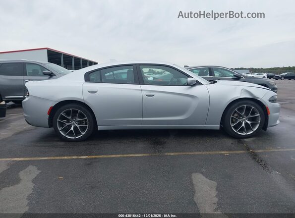 2C3CDXBG5NH202747 2022 DODGE CHARGER Серебряный Вид задней части салона