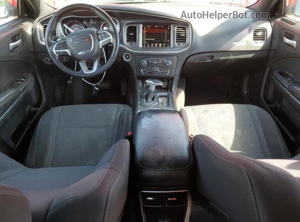 2C3CDXCT5GH203590 2016 DODGE CHARGER Red Widok deski rozdzielczej