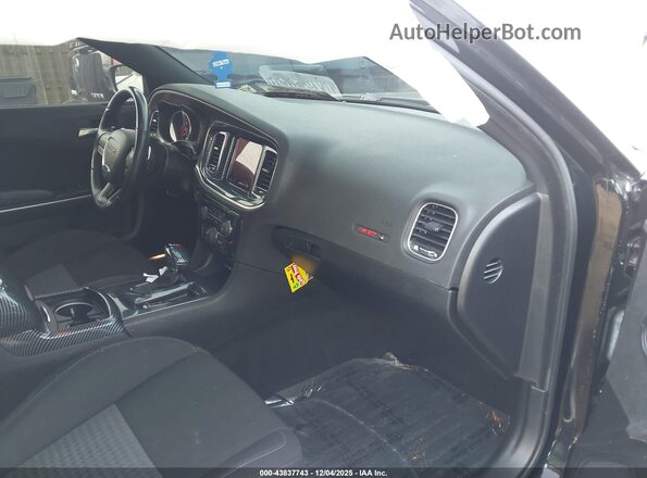 2C3CDXGJXMH679127 2021 DODGE CHARGER Черный Вид салона спереди