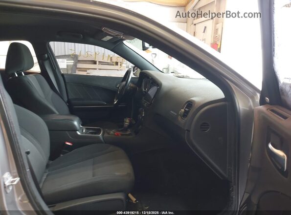 2C3CDXJG3HH569801 2017 DODGE CHARGER Silver Widok wnętrza z przodu