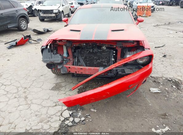 2C3CDZAG1HH652011 2017 DODGE CHALLENGER Красный Вид задней части салона