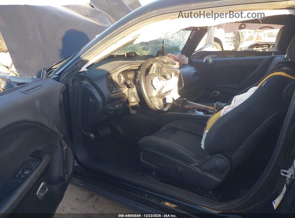 2C3CDZAG6KH501771 2019 DODGE CHALLENGER Черный Вид салона спереди
