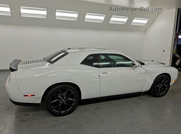 2C3CDZAG7LH161595 2020 DODGE CHALLENGER Белый Задняя правая четверть