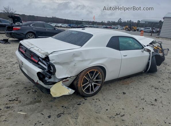 2C3CDZBT0PH525759 2023 DODGE CHALLENGER Белый Задняя правая четверть