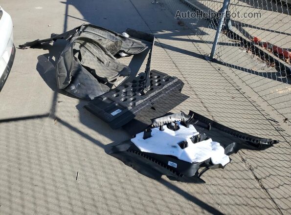 2C3CDZC93HH553995 2017 DODGE CHALLENGER Белый Вид подкапотного пространства
