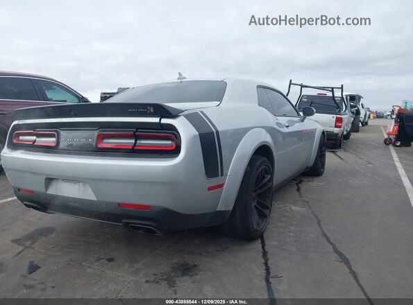 2C3CDZFJ1PH566409 2023 DODGE CHALLENGER Серебряный Задняя правая четверть