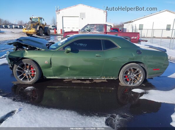 2C3CDZFJ3MH510368 2021 DODGE CHALLENGER Green Вид задньої частини салону