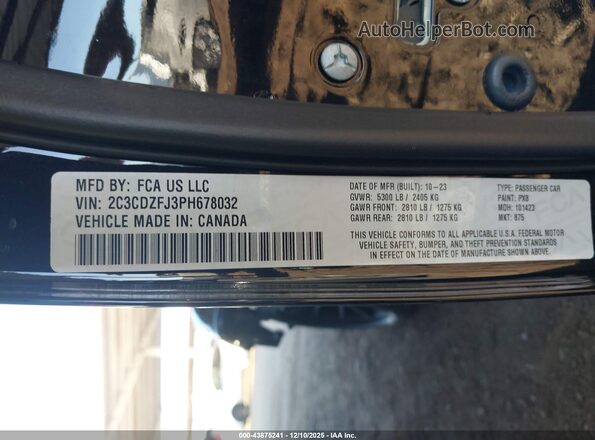 2C3CDZFJ3PH678032 2023 DODGE CHALLENGER Black ძრავის განყოფილების ხედი