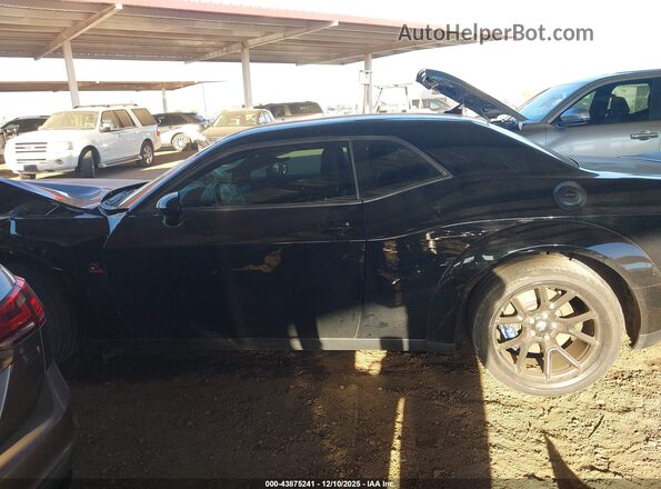 2C3CDZFJ3PH678032 2023 DODGE CHALLENGER Black 