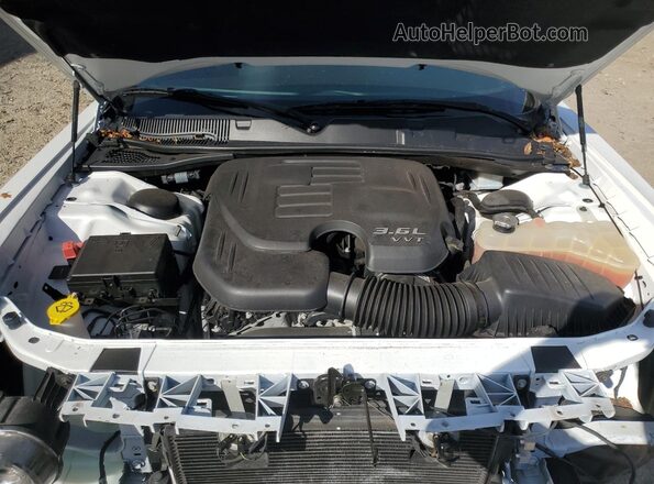 2C3CDZJG8NH260252 2022 DODGE CHALLENGER Белый Вид задней части салона
