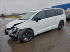 2024 Chrysler Pacifica Touring L White vin: 2C4RC1BG1RR180669