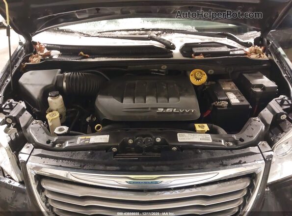 2C4RC1BG4GR281900 2016 CHRYSLER TOWN & COUNTRY Синий Вид сзади