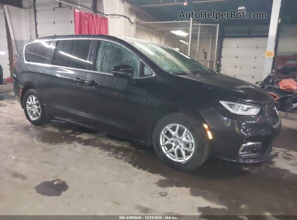 2C4RC1BG7PR505208 2023 CHRYSLER PACIFICA Черный Передняя правая четверть
