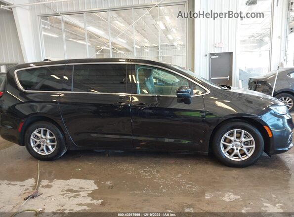 2C4RC1BG7PR532344 2023 CHRYSLER PACIFICA Черный Вид щитка приборов