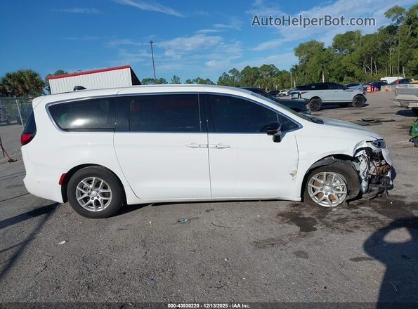 2C4RC1BG7SR580242 2025 CHRYSLER PACIFICA Белый Вид задней части салона