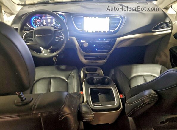 2C4RC1BG8PR586218 2023 CHRYSLER PACIFICA Серый Вид панели приборов