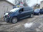 2020 Chrysler Pacifica Touring L Navy vin: 2C4RC1BG9LR140413