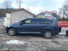 2020 Chrysler Pacifica Touring L Navy vin: 2C4RC1BG9LR140413