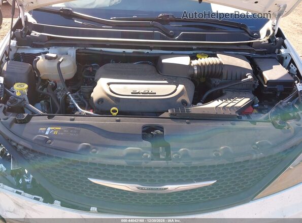 2C4RC1CG2RR105445 2024 CHRYSLER VOYAGER White Vista trasera