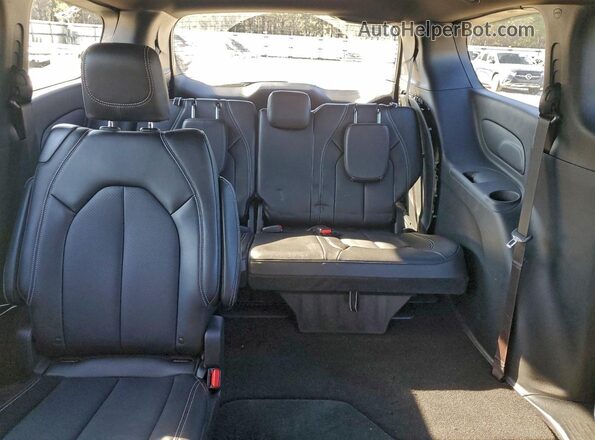 2C4RC1CG2SR521789 2025 CHRYSLER VOYAGER Black Widok tylnych siedzeń