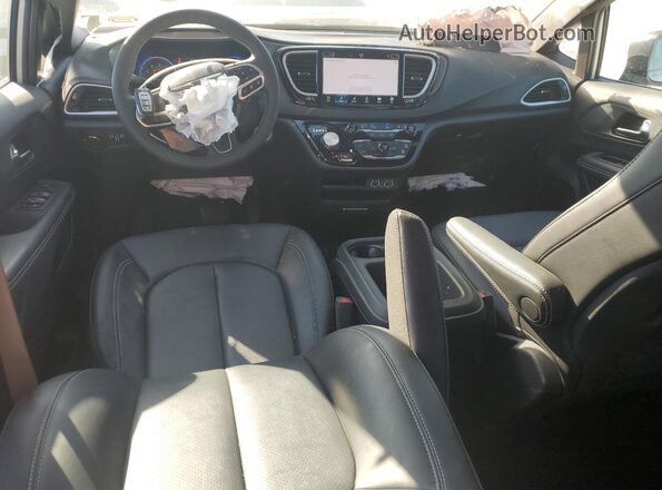 2C4RC1CG2SR533229 2025 CHRYSLER VOYAGER Белый Вид панели приборов