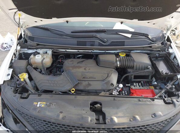 2C4RC1CG6RR189138 2024 CHRYSLER VOYAGER Белый Вид сзади