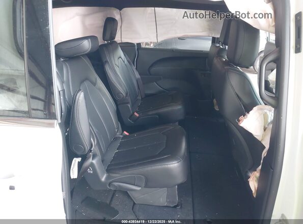 2C4RC1CG6SR577167 2025 CHRYSLER VOYAGER White Vista de la etiqueta del VIN