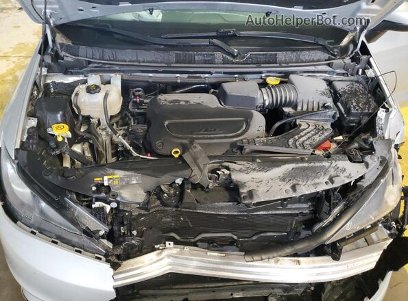 2C4RC1CG9PR525569 2023 CHRYSLER VOYAGER Silver Вид задньої частини салону