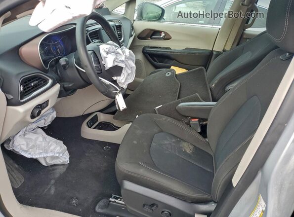 2C4RC1CG9PR525569 2023 CHRYSLER VOYAGER Silver Вид салону спереду